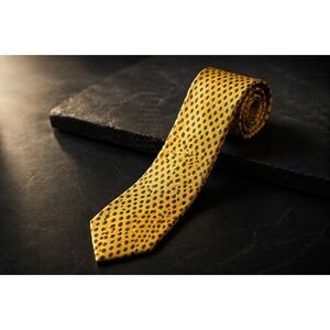 XMI Mens Yellow Silk Medallion Tie Bill Walker Clothier Hand Made USA Geometric